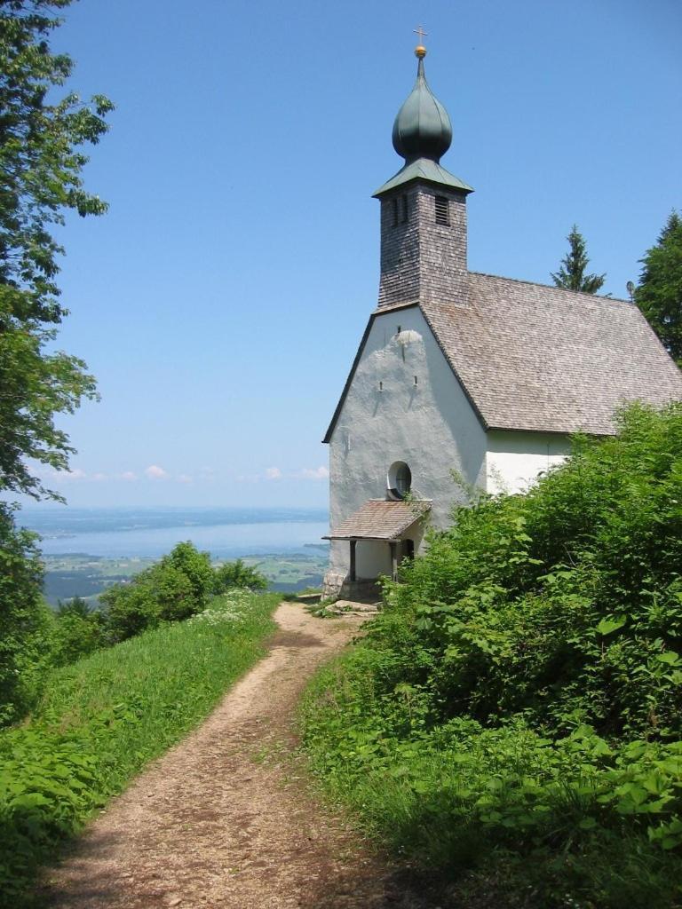 ガストホフ ツム オット ホテル Staudach-Egerndach エクステリア 写真