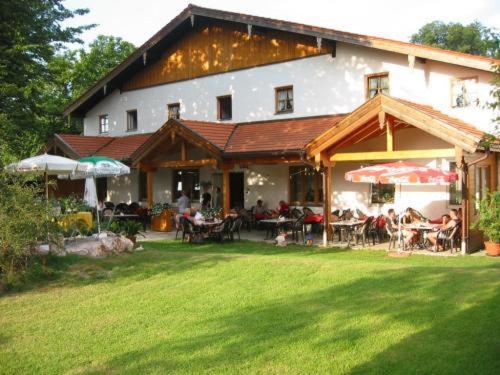 ガストホフ ツム オット ホテル Staudach-Egerndach エクステリア 写真